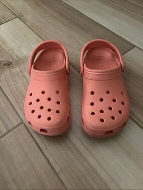CROCS Kids Coral Slip-On Clog Sandals with Heel Strap